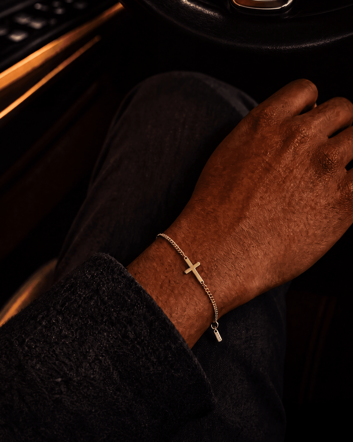 CROSS BRACELET | GOLD - Aeros The Brand - Bracelet