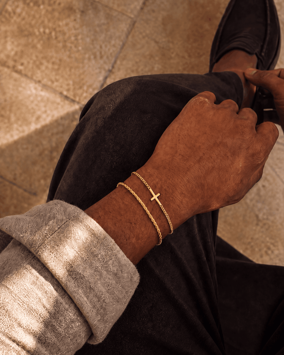 CROSS BRACELET | GOLD - Aeros The Brand - Bracelet