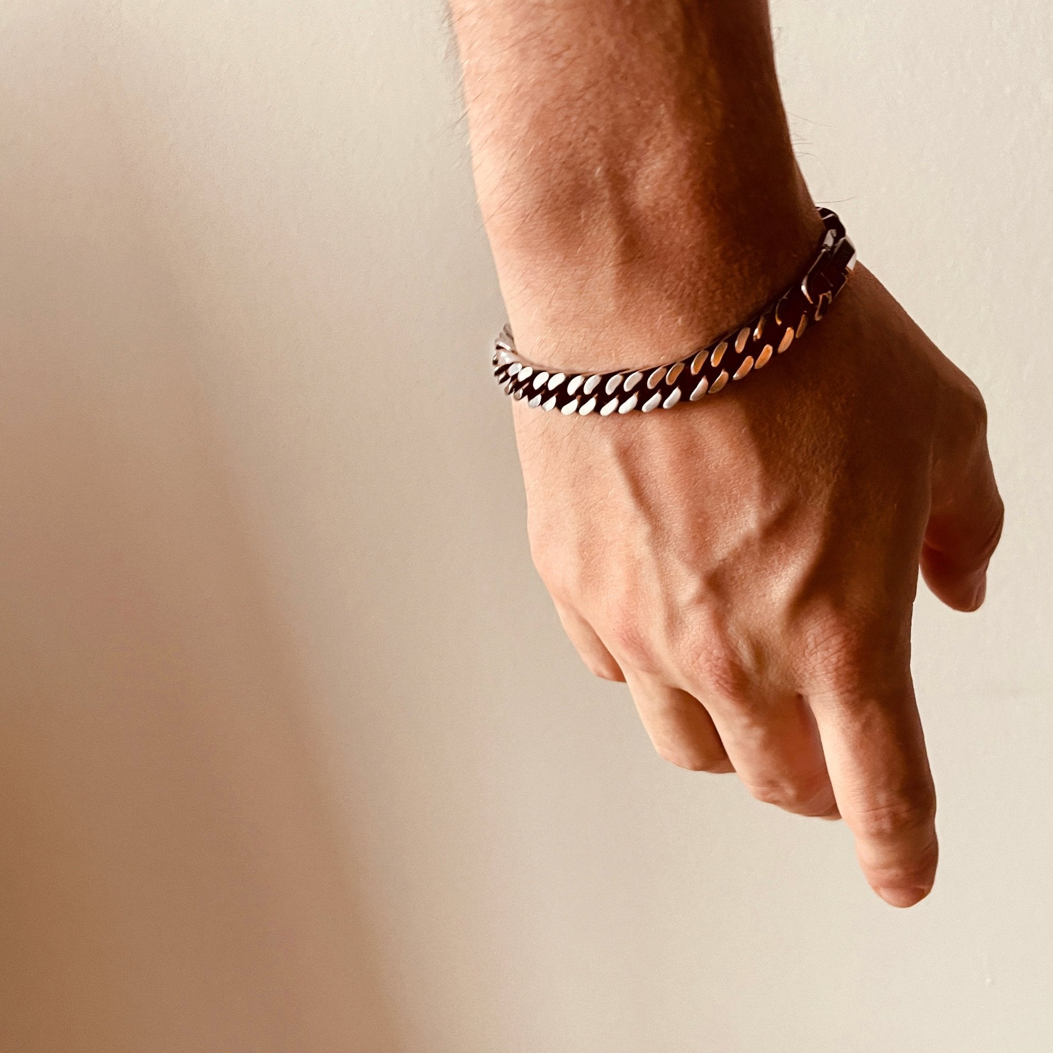 Chained Silver Bracelet - Aeros The Brand -