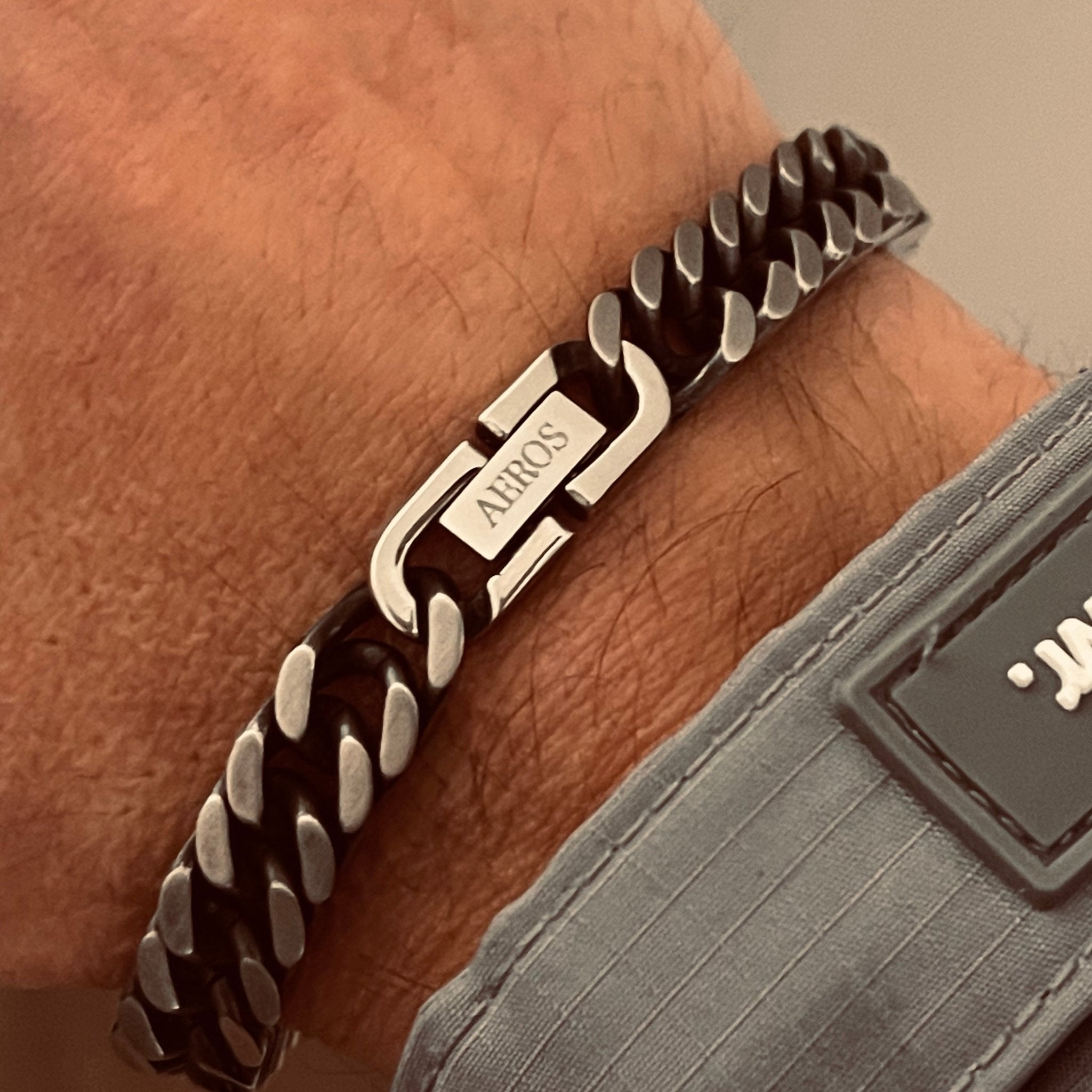 Chained Silver Bracelet - Aeros The Brand -